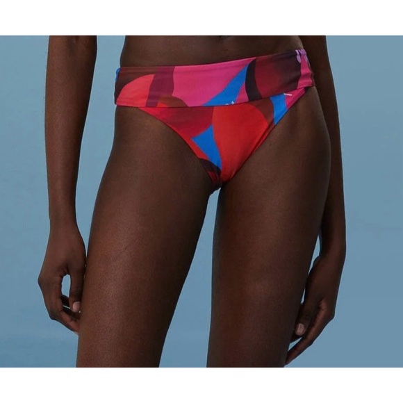 NEW FARM RIO Watercolor Floral Full Cut Bikini Bottoms